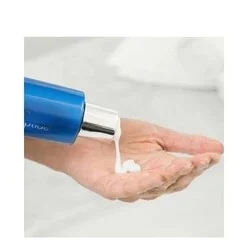 HydroPeptide Exfoliating Cleanser: Energizing Renewal -Elemis Shop Exfoliating Cleanser Energizing Renewal 31445 1841 general